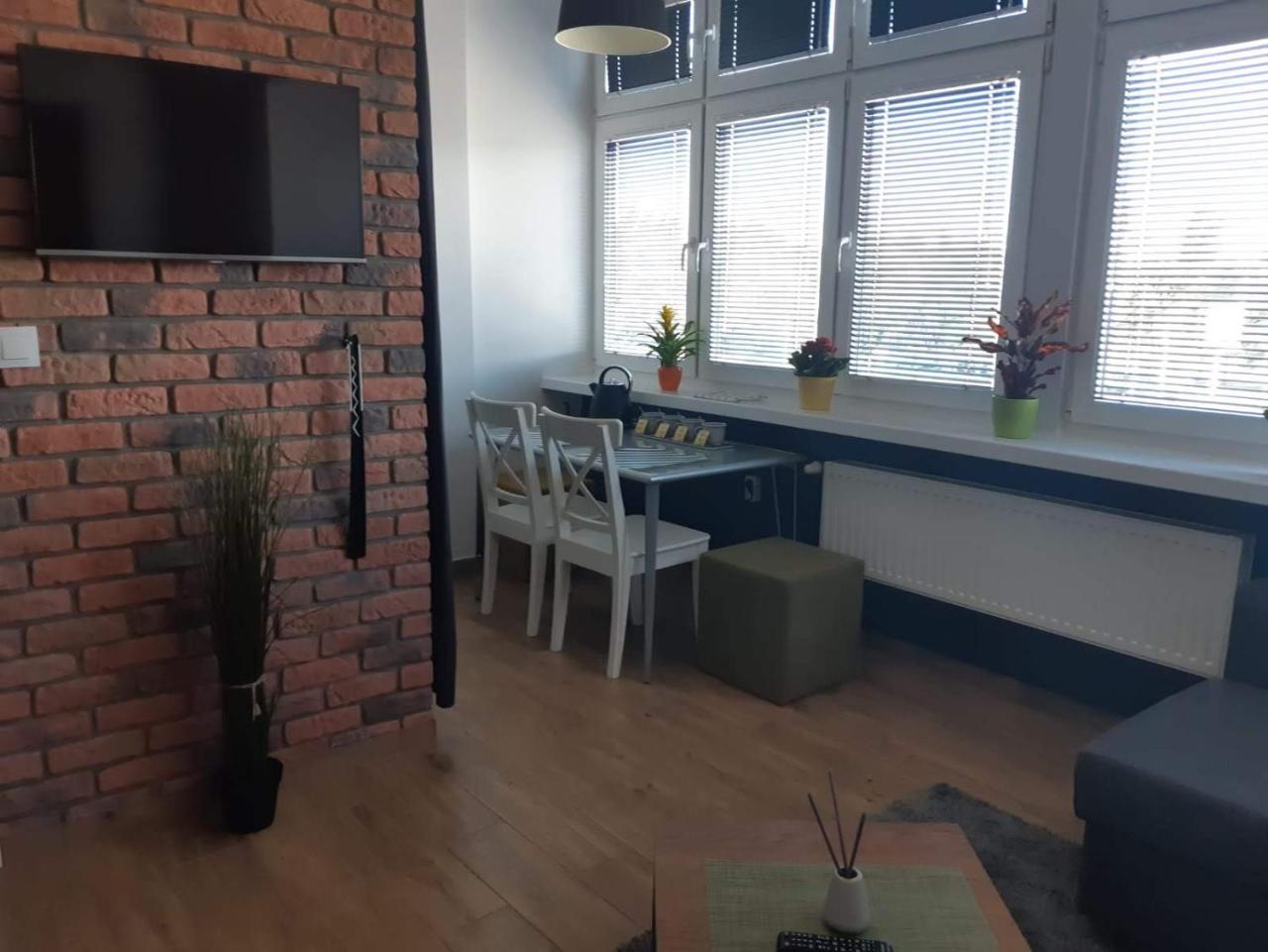 بوزنان Hostel W5 المظهر الخارجي الصورة