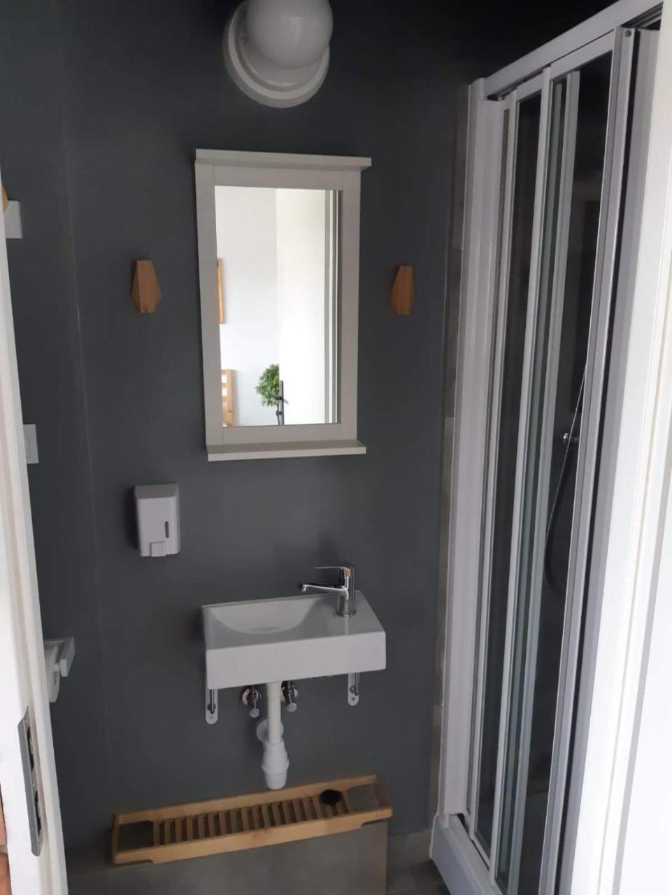 بوزنان Hostel W5 المظهر الخارجي الصورة