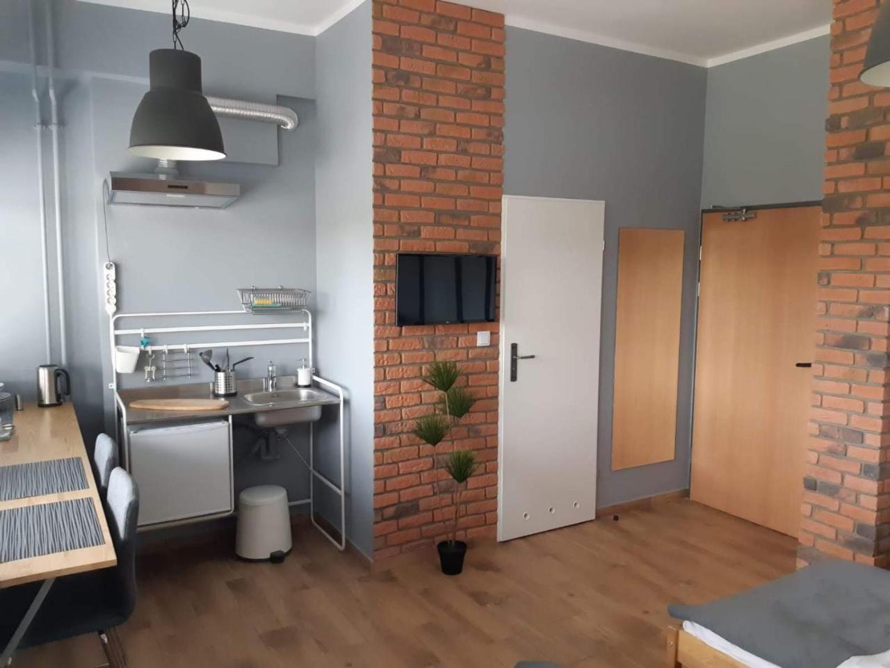 بوزنان Hostel W5 المظهر الخارجي الصورة