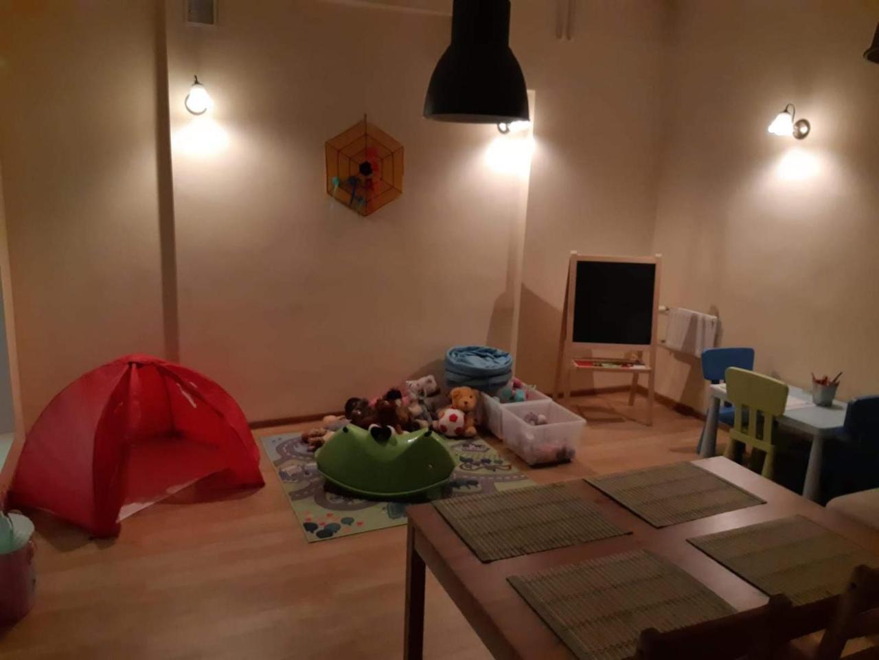 بوزنان Hostel W5 المظهر الخارجي الصورة