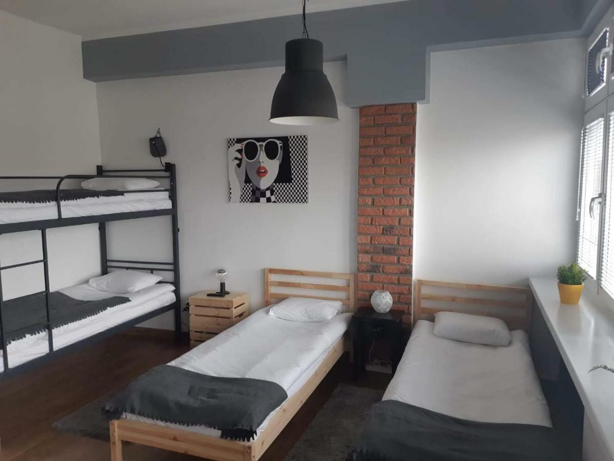 بوزنان Hostel W5 المظهر الخارجي الصورة